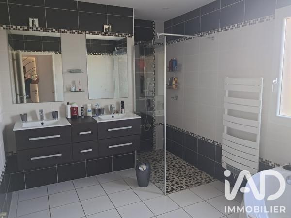 Maison à vendre 4 pièces 109 m² Sainte-Foy
