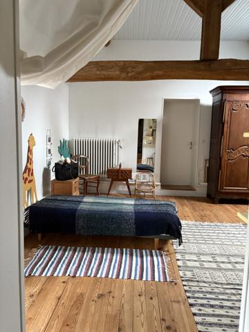 Pacy-sur-Eure (27120) Propriété rare dans un environnement tres calme avec accès au bord de l'Eure