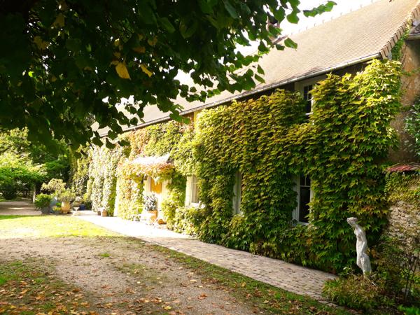 Pacy-sur-Eure (27120) Propriété rare dans un environnement tres calme avec accès au bord de l'Eure