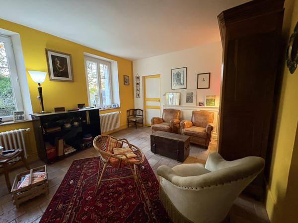 Pacy-sur-Eure (27120) Propriété rare dans un environnement tres calme avec accès au bord de l'Eure