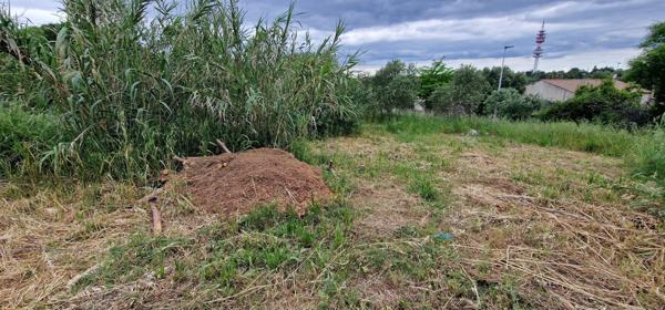Terrain viabilisé de 867 m² à Montpellier