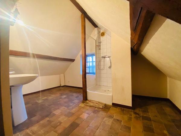 Local Commercial 5 pièces - 150 m² Exclusivité efficity