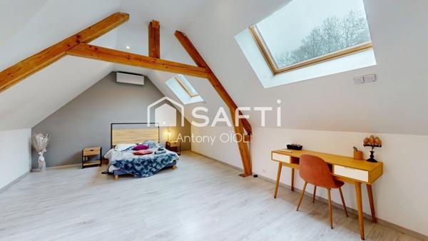 Propriété d'exception de 367m2 à Sens, 7 chambres, 12 pièces, piscines et spa.