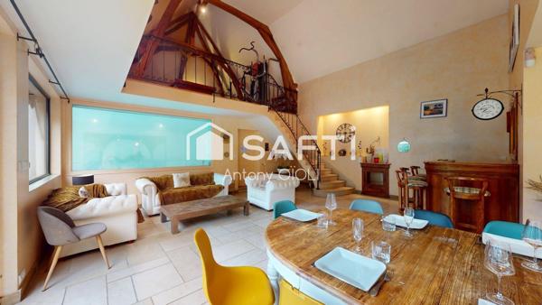 Propriété d'exception de 367m2 à Sens, 7 chambres, 12 pièces, piscines et spa.