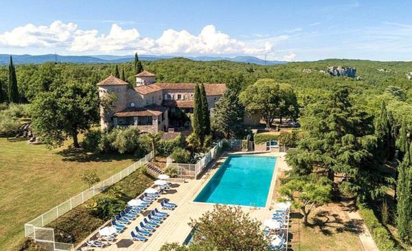 INVESTISSEMENT LOCATIF – BERRIAS ET CASTELJAU - Résidence Vacances Bleues Lou Castel***- 6,59%  de rentabilité