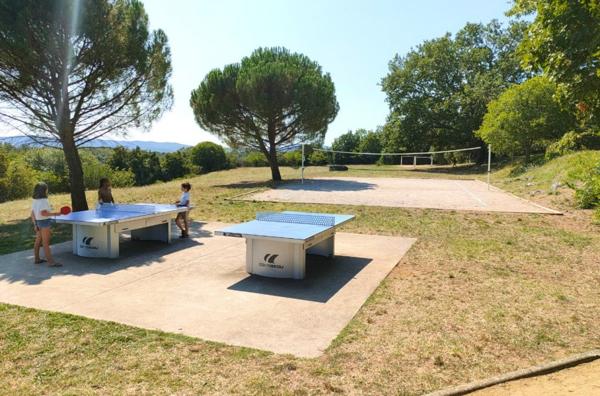 INVESTISSEMENT LOCATIF – BERRIAS ET CASTELJAU - Résidence Vacances Bleues Lou Castel***- 6,59%  de rentabilité