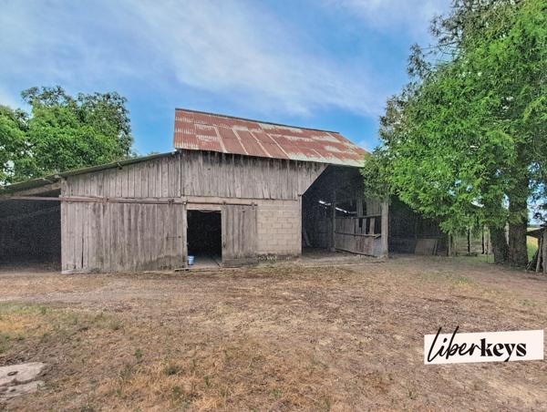 Ensemble immobilier à rénover – 3 habitations – Idéal gîtes ou projet familial