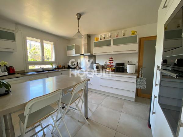 Maison Vaires Sur Marne 6 pièce(s) 170.43 m2