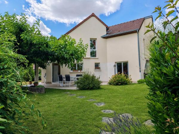 AHUY – Maison d'architecte T6, terrain 716m2