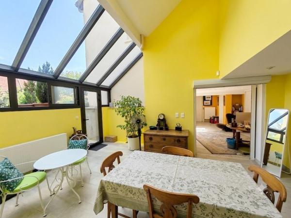AHUY – Maison d'architecte T6, terrain 716m2