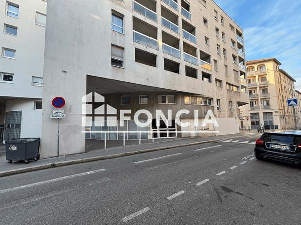 Location Appartement 2 pièces 52.01 m² - 46 RUE DE LA MADELEINE Lyon 69007