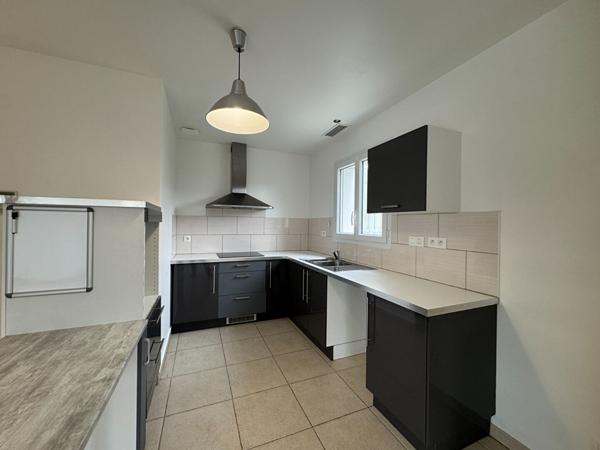 Maison de plain-pied, 4 pièces à louer - LES MATHES