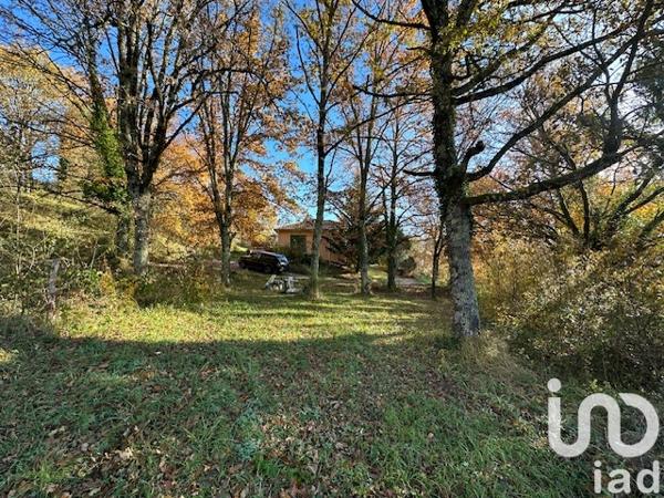 House for sale 5 rooms 137 m² Saint-Jean-Lespinasse