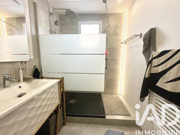 Appartement à vendre 3 pièces 75 m² Saint-Julien-en-Genevois