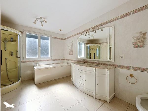 Maison à vendre 379 080 € Le Château-d'Oléron 6 p 163 m² DPE B
