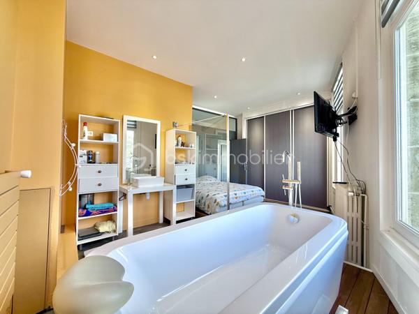 Appartement de 379 m²