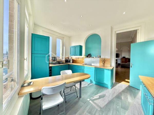 Appartement de 379 m²