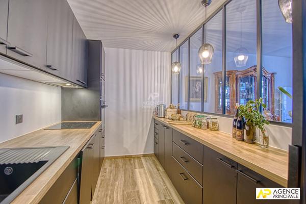 Versailles Notre-Dame APpartement 3 pièces 76.7 m² situé au 1er étage avec parking en option €640 000 ** - Référence 26213