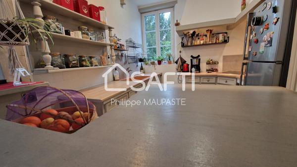 proche des écoles, lycées et commerces