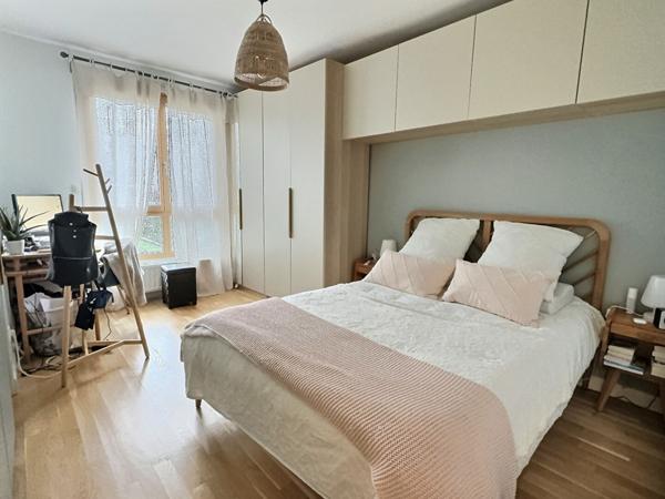 À vendre LYON MONPLAISIR Appartement 4 pièces avec balcon à vivre et garage en sous-sol