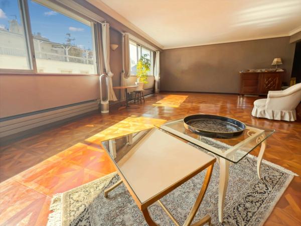 Appartement à vendre 3-4 pièces à Paris 16ème
