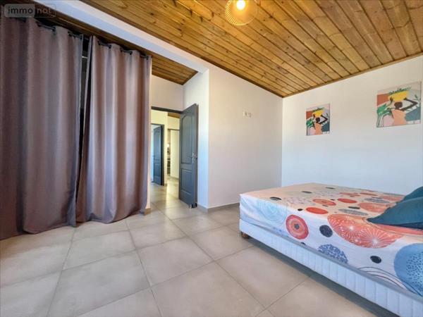Maison à vendre à Saint-Pierre à la Réunion (97410), ref : 39738