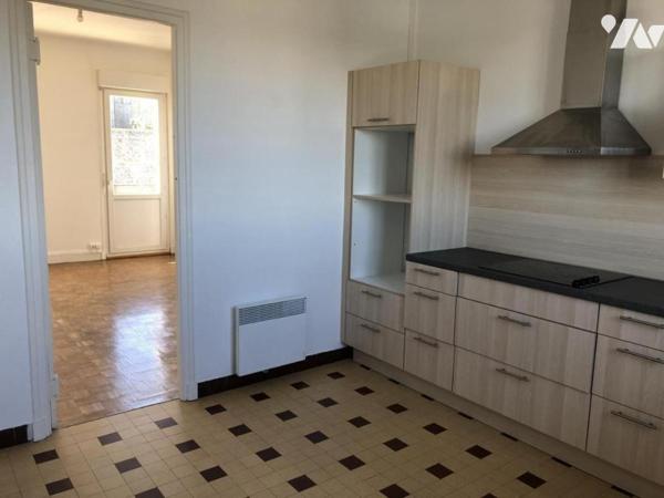 COUTANCES, CENTRE-VILLE