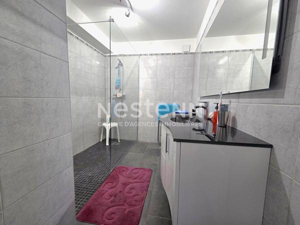 Achat/vente à vendre Maison Villa Solliès-Pont proche Toulon 7 pièce(s) 5 chambres 219 m²