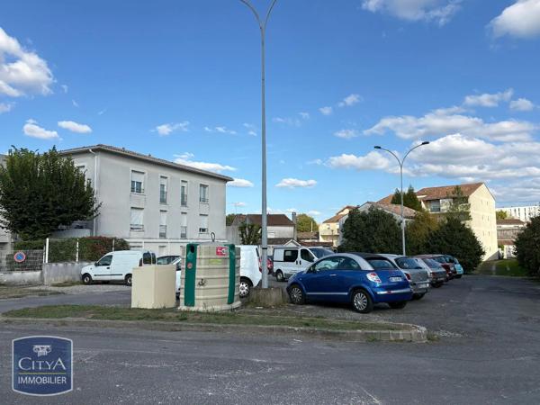 Appartement à louer 1 pièce 24.79m² Angoulême (16000)