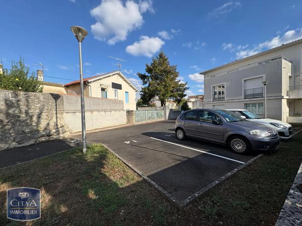 Appartement à louer 1 pièce 24.79m² Angoulême (16000)
