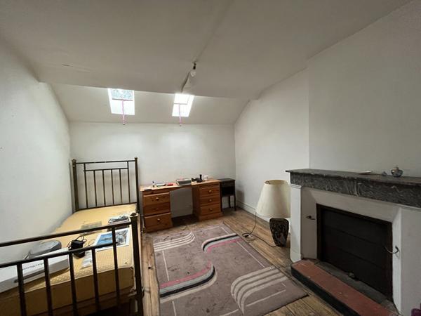 A vendre, plein centre ville de Périgueux (24000), jolie MAISON BOURGEOISE type 6