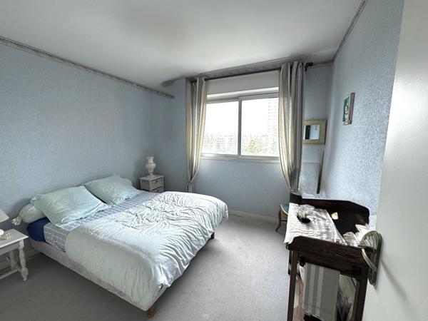 Nantes Beaulieu, allée Beau Rivage, Très bon potentiel pour ce T4 de 92 m2 avec balcons, cave et garage