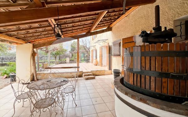 Maison à vendre    5 pièces •  Puget-Ville