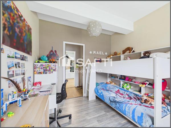 MAISON T5 AVEC PISCINE