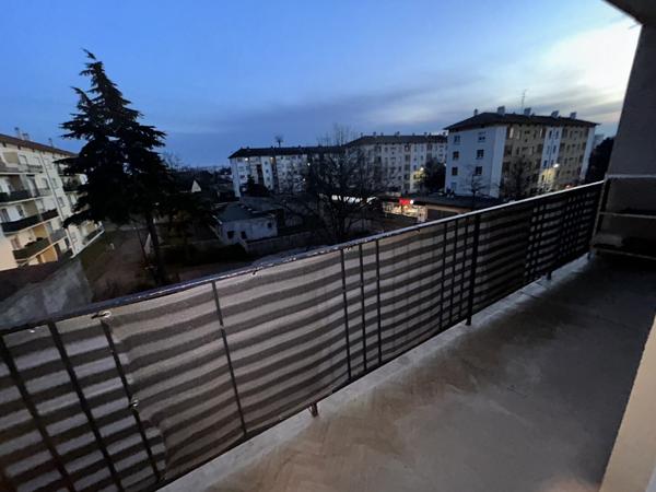 F4, appartement 4 pièces de 72 m2 + une cave à MULHOUSE-BOURTZWILLER