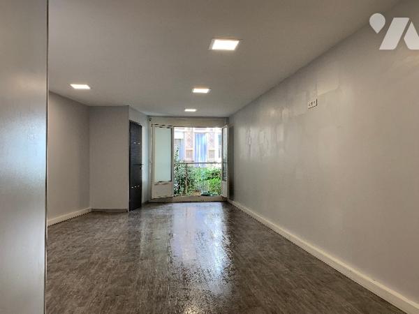 Local Saint Aubin 55 m²