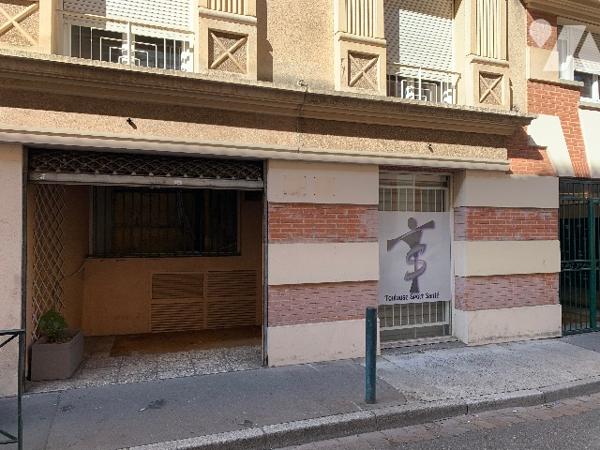 Local Saint Aubin 55 m²