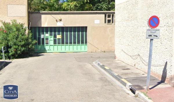 Parking à louer Avignon (84000)