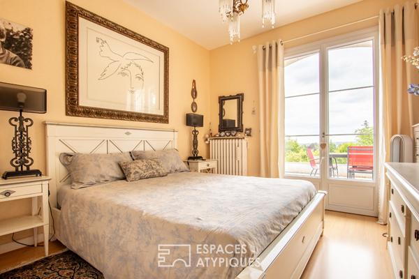 Maison dans son parc avec vie de plain-pied