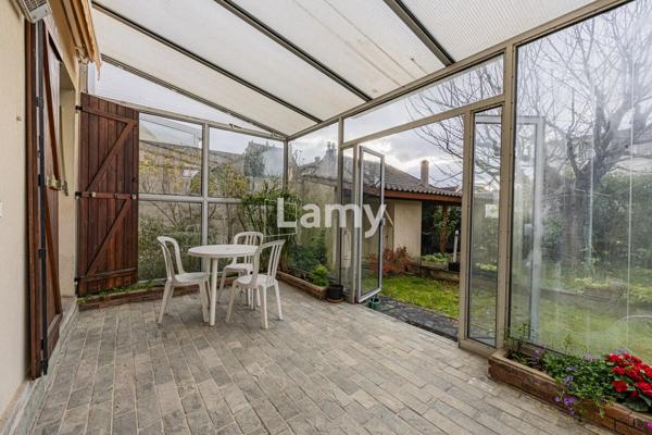 Maison familiale - quartier calme - fort potentiel