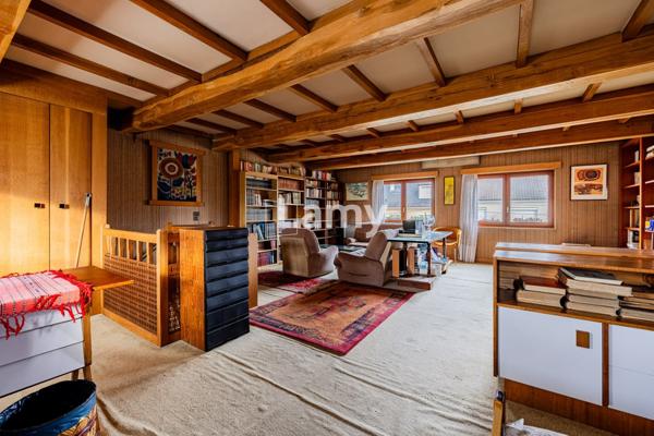 Maison familiale - quartier calme - fort potentiel