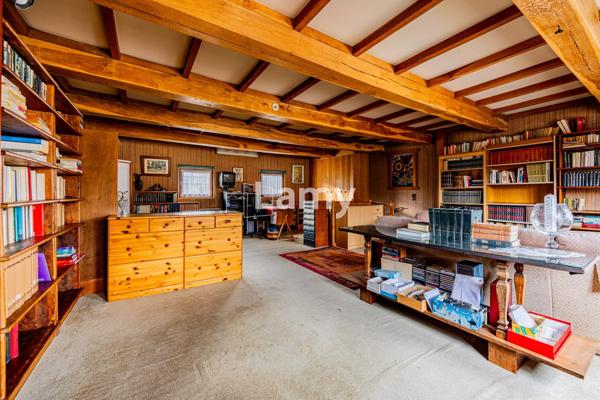 Maison familiale - quartier calme - fort potentiel