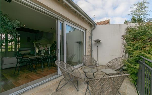 Maison à vendre    5 pièces • 130,58 m2 La Varenne - Saint-Maur-des-Fossés