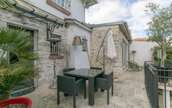 Maison à vendre    5 pièces • 130,58 m2 La Varenne - Saint-Maur-des-Fossés