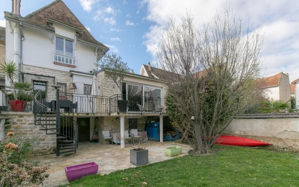 Maison à vendre    5 pièces • 130,58 m2 La Varenne - Saint-Maur-des-Fossés