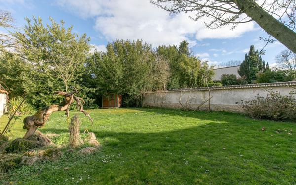 Maison à vendre    5 pièces • 130,58 m2 La Varenne - Saint-Maur-des-Fossés