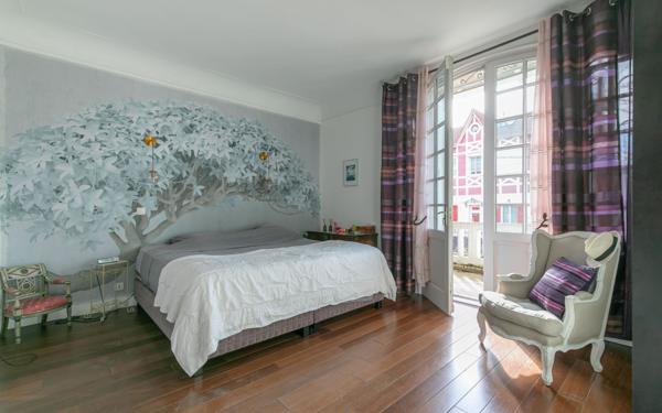 Maison à vendre    5 pièces • 130,58 m2 La Varenne - Saint-Maur-des-Fossés