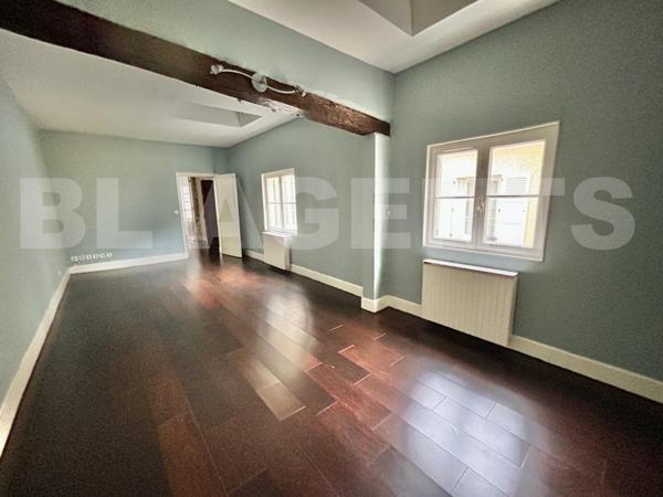 198 700€ – Appartement 77 m² en hyper-centre de Rambouillet plein cœur de Rambouillet,