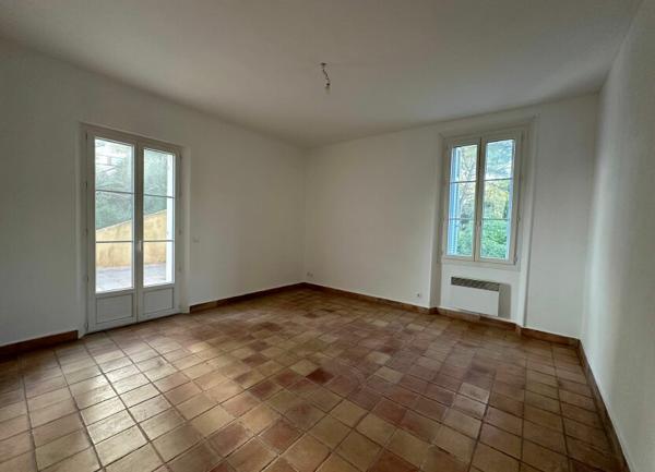 Appartement à louer    2 pièces •  La Seyne-sur-Mer