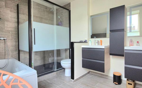 Maison à vendre    9 pièces • 227,16 m2 Yerres